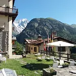 Ottoz Meuble Hotel 3*