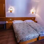 Hotel Ottoz Meuble 3*