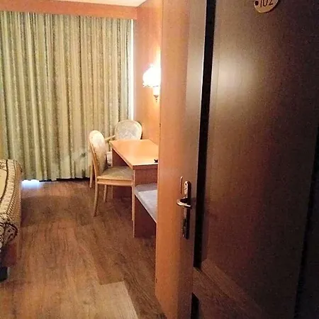 Ξενοδοχείο Ottoz Meuble 3*