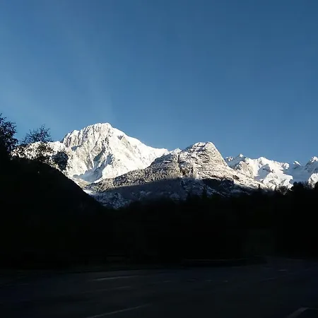 Hotel Ottoz Meuble 3*