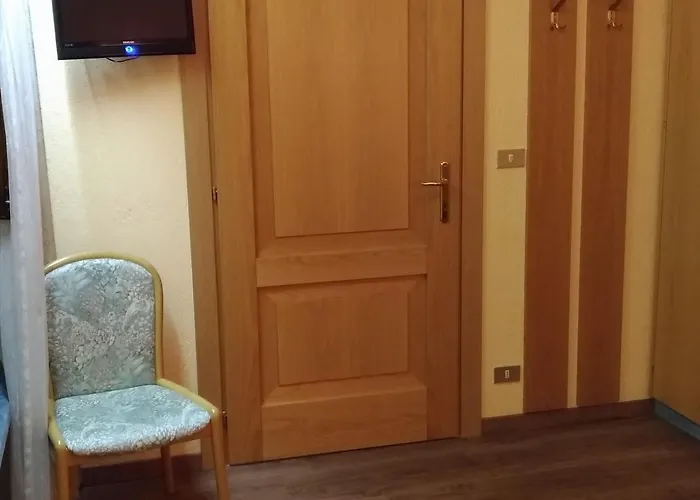 Ottoz Meublé Hotel 3*