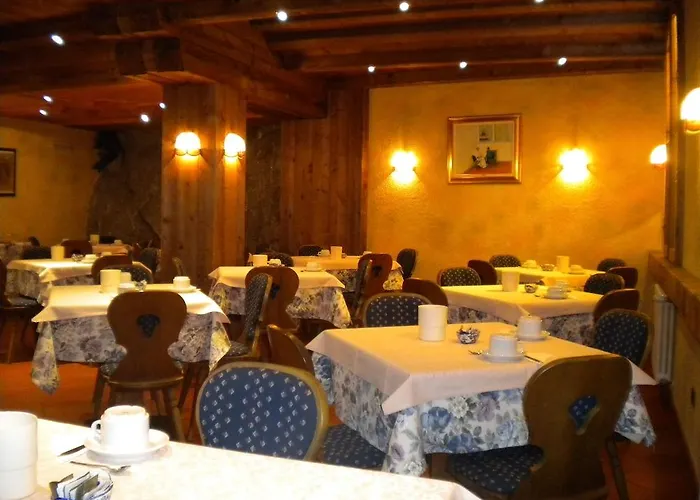 Ottoz Meublé 3* Courmayeur