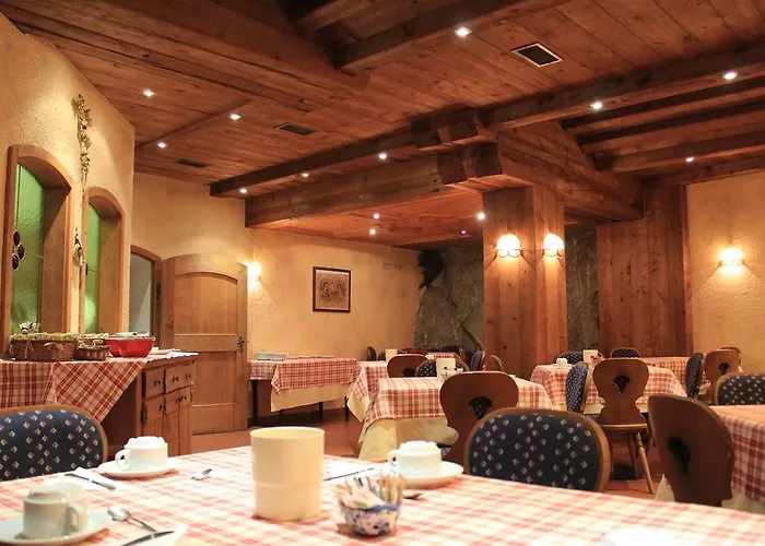 Hotel Ottoz Meuble 3*