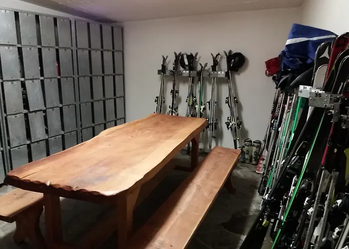 Hotel Ottoz Meublé Courmayeur