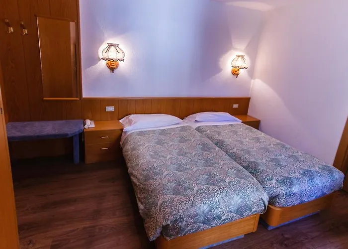 Hotel Ottoz Meublé 3*