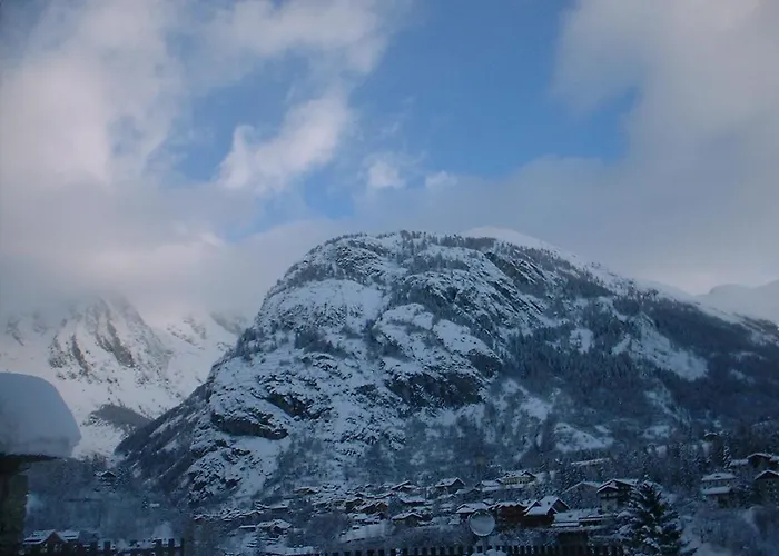 Hotel Ottoz Meublé Courmayeur